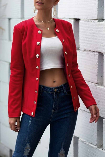 Traje de abrigo con diseño de líneas dobles y botones