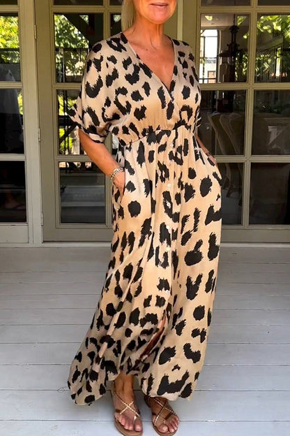 Vestido largo con cuello en V y estampado de leopardo salvaje