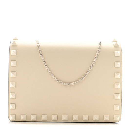 Calfskin Lacquer Monochrome Rockstud Wallet On Chain Ivory