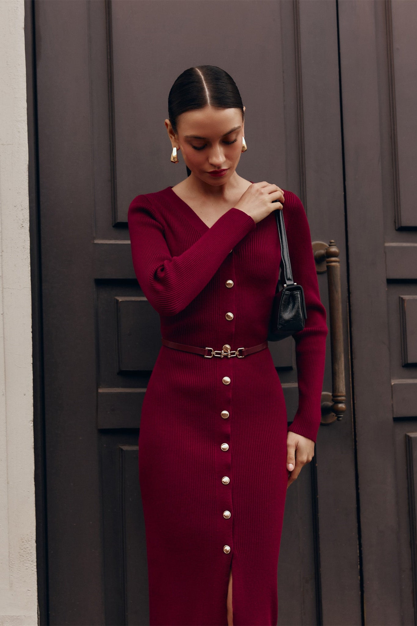 Vestido midi de punto con cuello en V Alva 