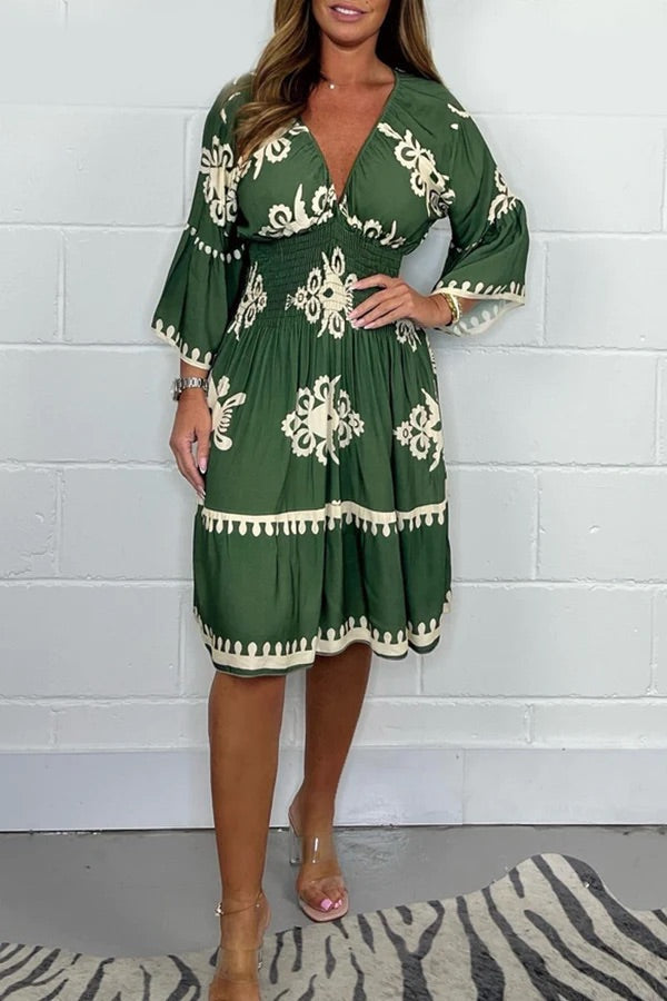 VESTIDO ESTAMPADO CON CUELLO EN V