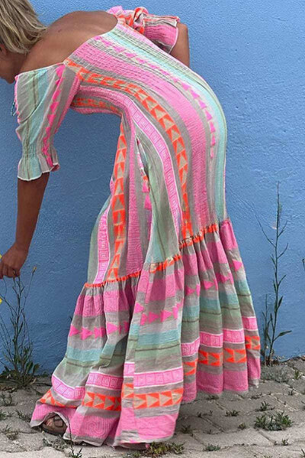 Vestido largo bohemio fruncido con bolsillos y bloques de color geométricos para festival de música