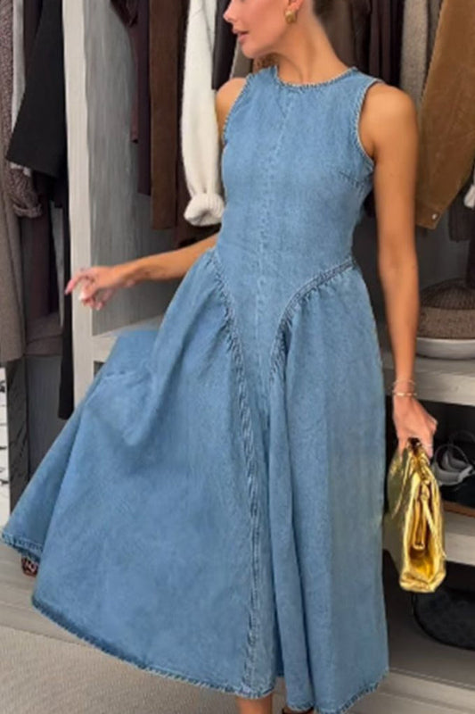 Vestido midi clásico y elegante de mezclilla con espalda abierta, fruncido y cintura elástica