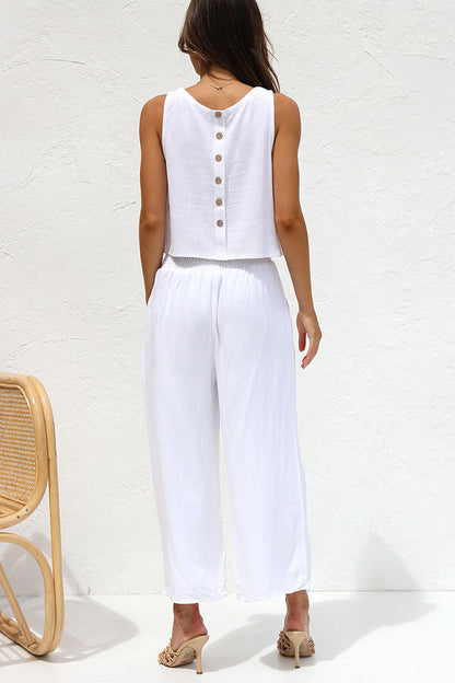 Conjunto de top corto básico con botones y pantalón con bolsillos Khiara
