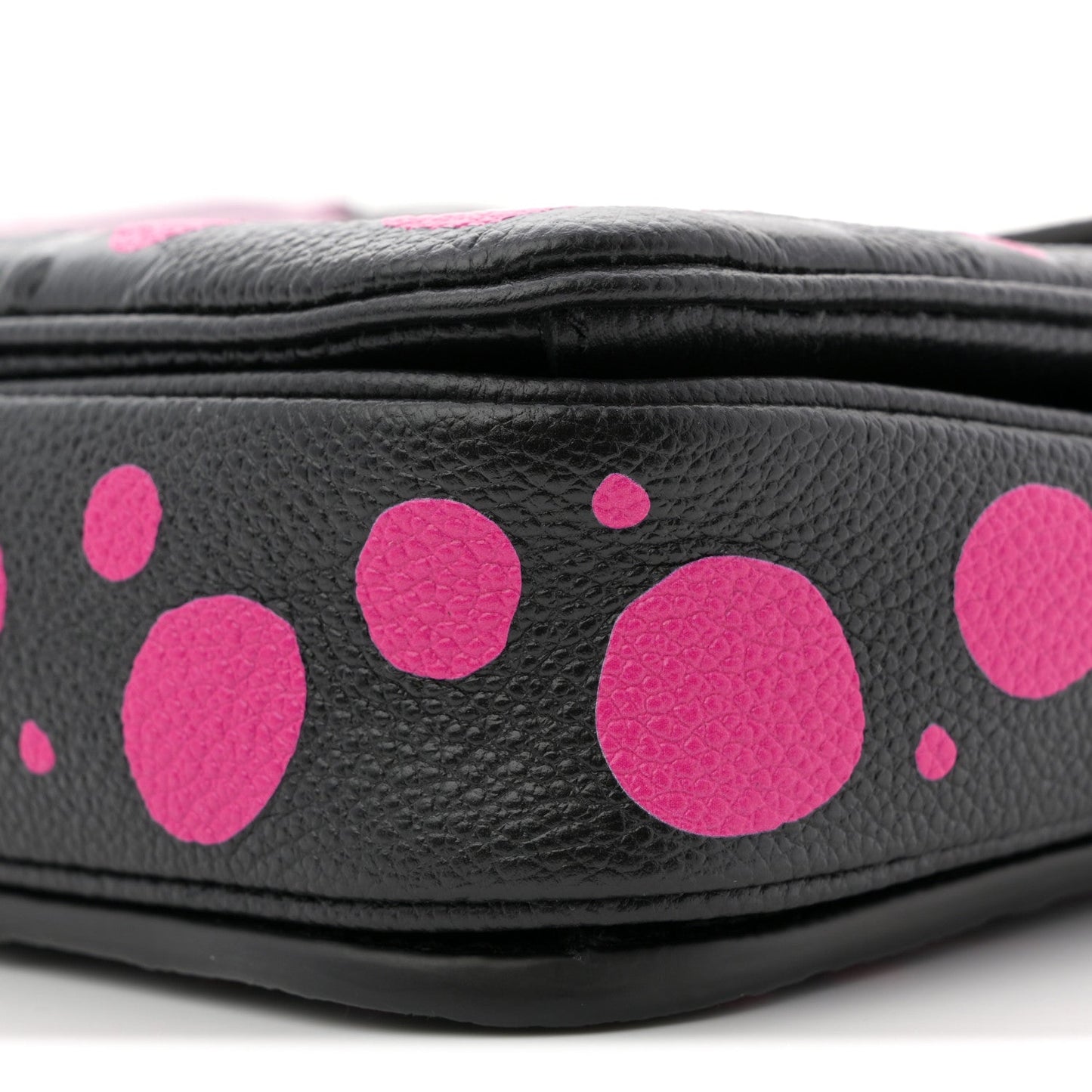LV x YK Empreinte Monogram Giant Pochette Metis Black Fuchsia