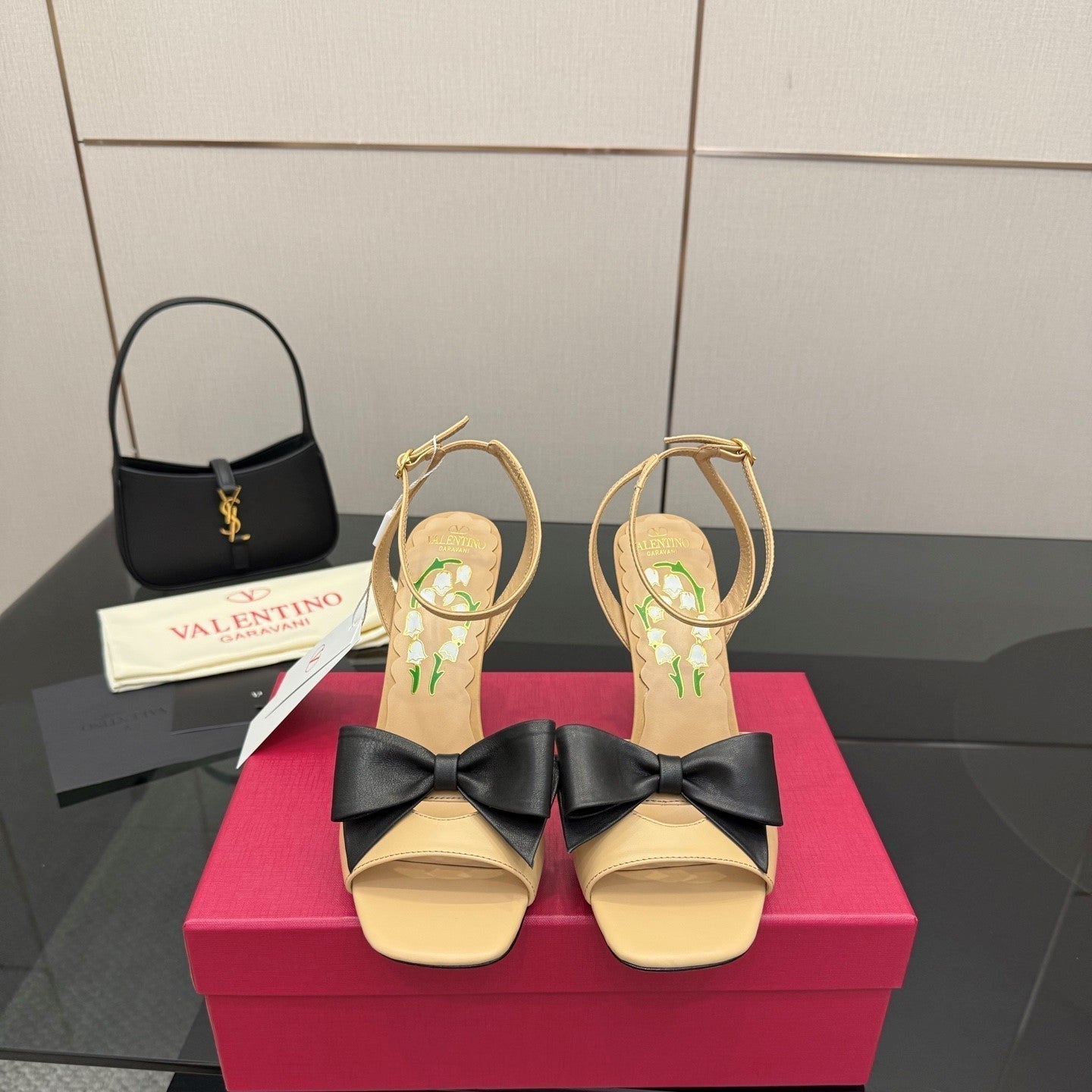 VT Bowow Sandal 95mm Black Beige Leather