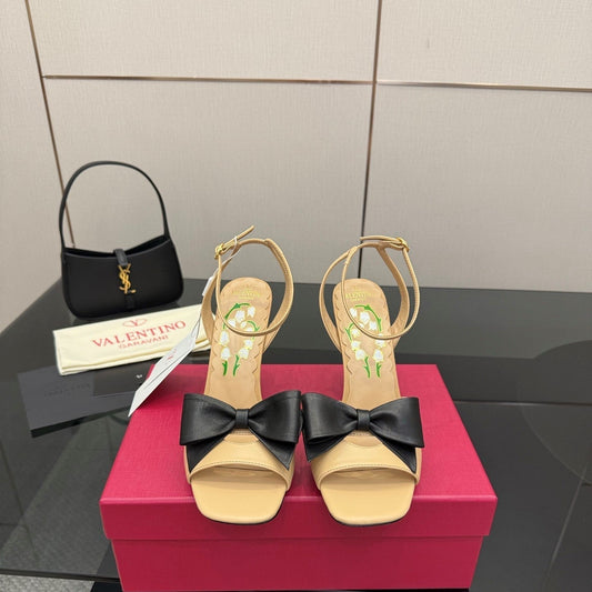 VT Bowow Sandal 95mm Black Beige Leather