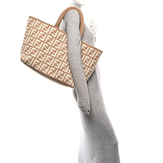 Cashmere Knit FF Large Shopper Tote Cammello