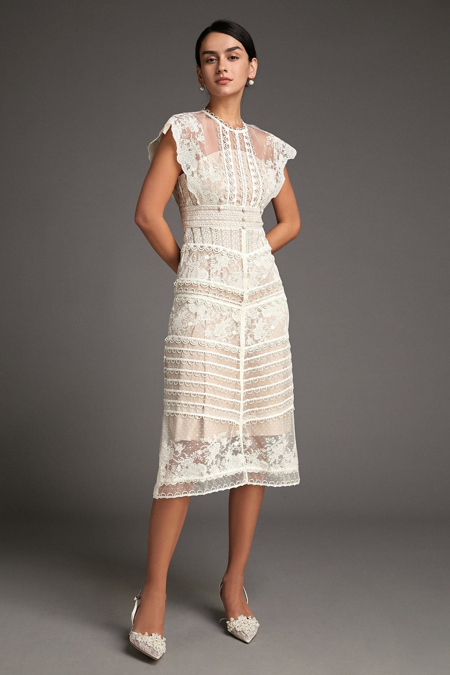 Vestido midi de malla con bordado de flores Lydia 