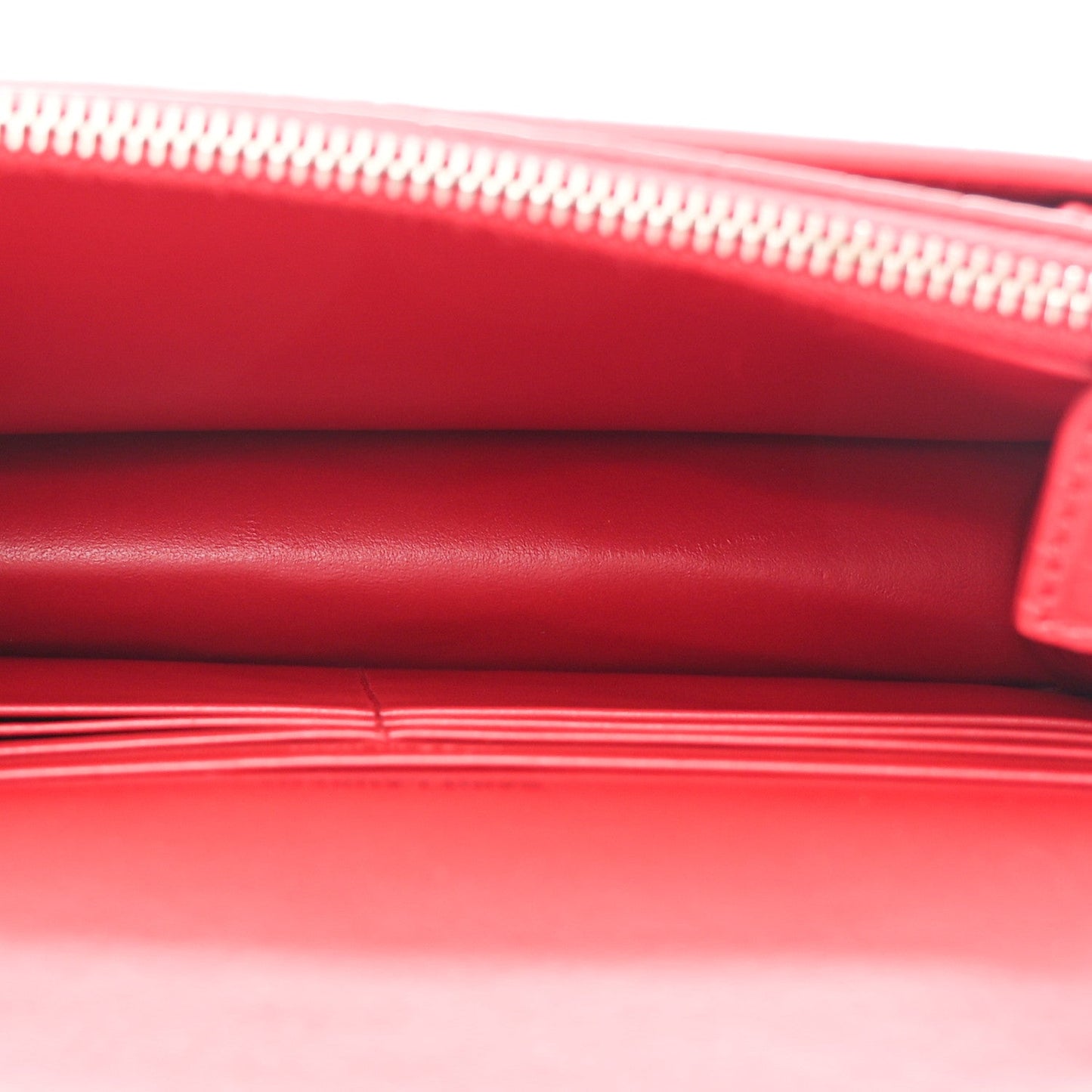 Calfskin Crocodile Embossed Monogram Sunset Chain Wallet Rouge Eros