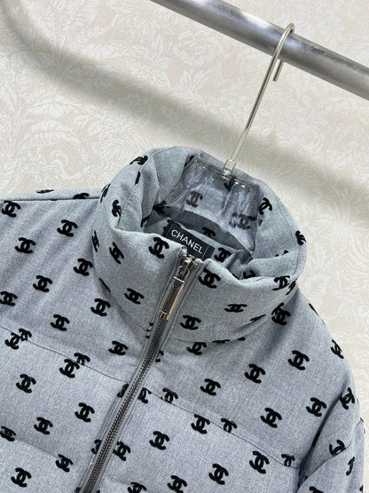 CHANEL 25S DOWN JACKET 310