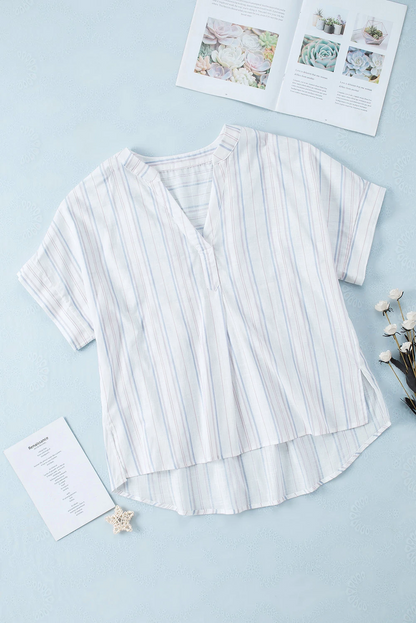 Blusa holgada de manga corta con cuello en V y estampado de rayas