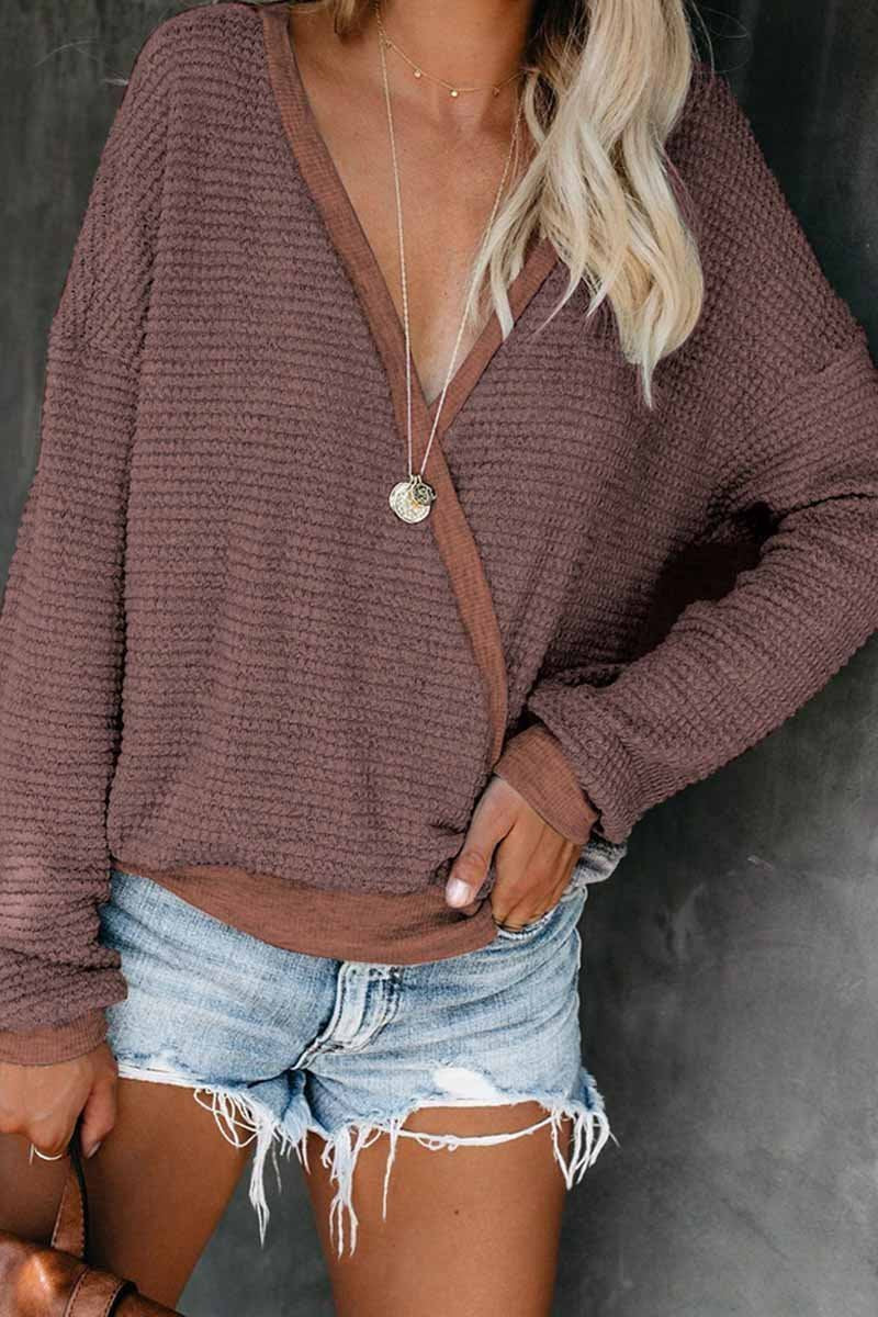 Top de punto con diseño cruzado informal (3 colores)