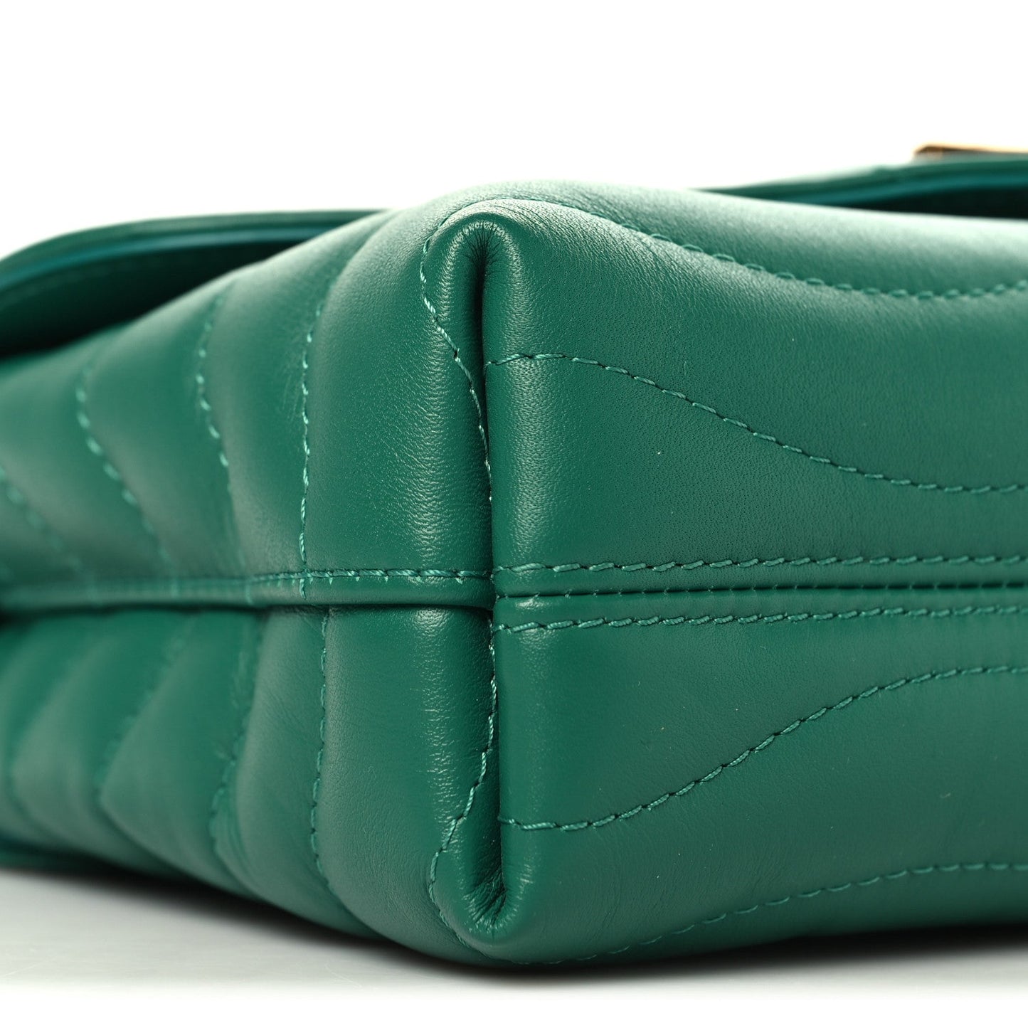 Calfskin New Wave Chain Bag MM NM  Emerald