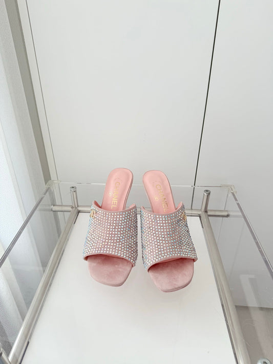 CC 26 Sandal 90 Pink Rhinstone Deer Hide 597376