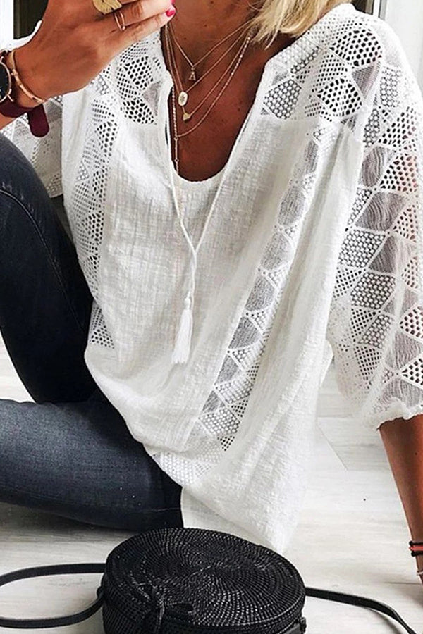 Blusa de mezcla de lino y algodón con borlas y diseño calado de patchwork