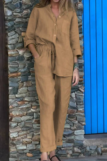Conjunto informal de dos piezas de algodón y lino con cuello en V, camisa y pantalón de color liso 