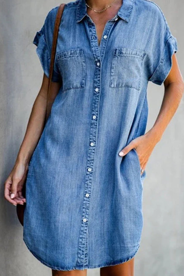 Vestido midi de mezclilla ajustado de manga corta 