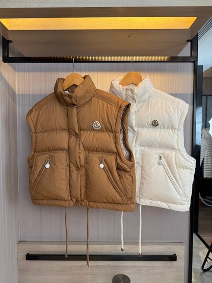 Moncler 25 Down Jacket With Detachable Sleeves 285711