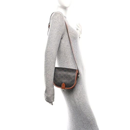Triomphe Canvas Medium Folco Bag Tan