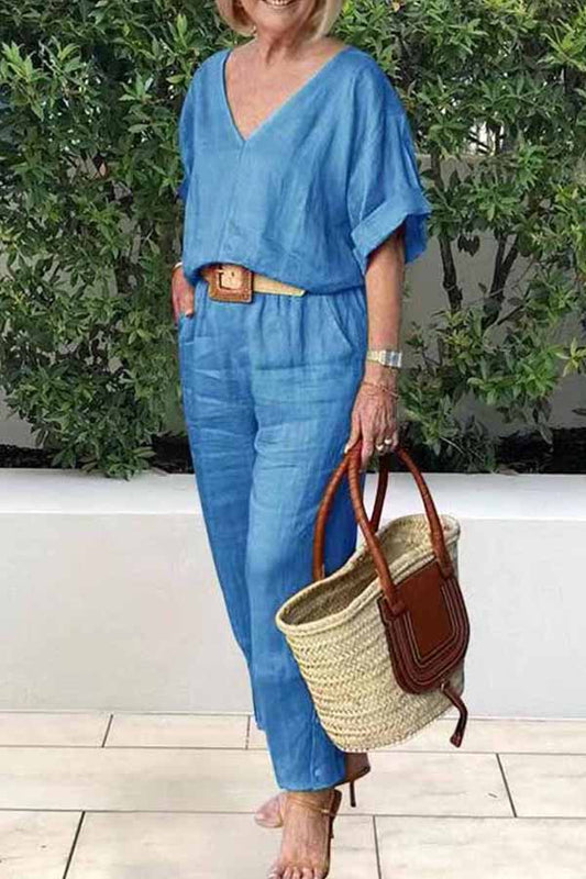 Conjunto informal elegante de dos piezas con cuello en V, manga corta y estampado sólido