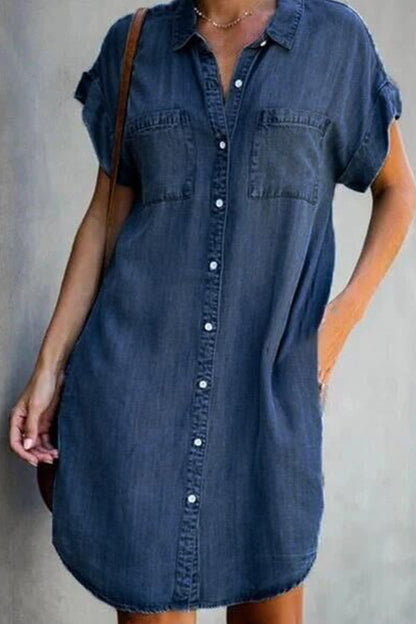 Vestido midi de mezclilla ajustado de manga corta 