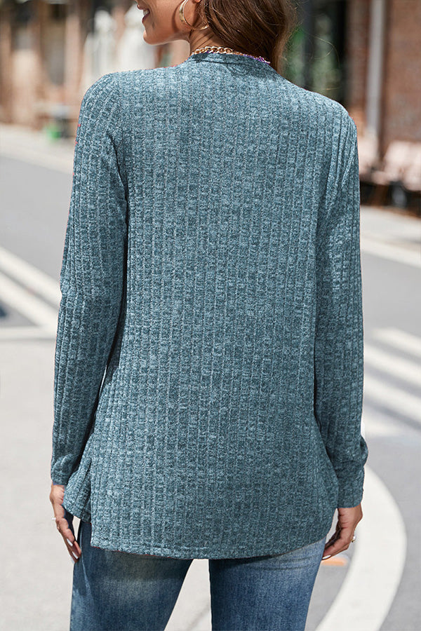 Tops de cuello redondo con botones lisos de calle