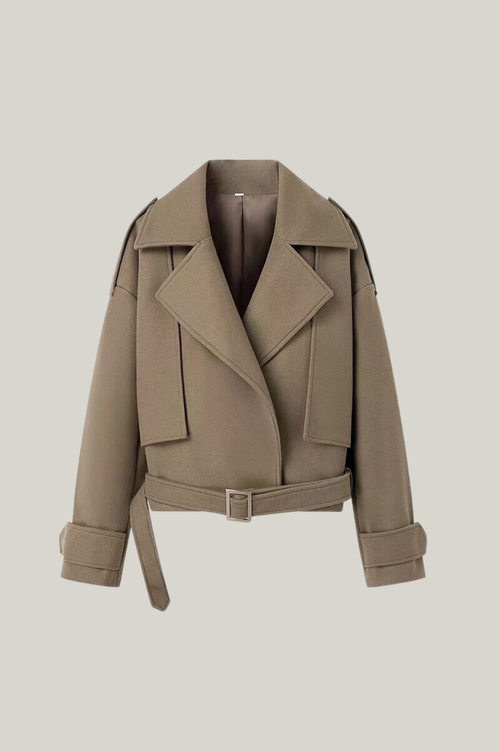 Chaqueta con cinturón y cuello con muescas 