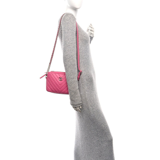 Lambskin Chevron Quilted Small Promenade Camera Case Pink