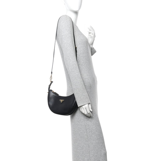 Soft Calfskin Arque Shoulder Bag Black