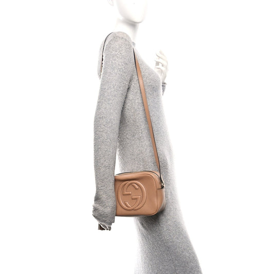 Pebbled Calfskin Small Soho Disco Bag Camelia