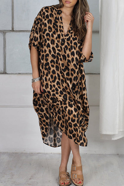 Vestido casual con cuello en V y estampado de leopardo y patchwork