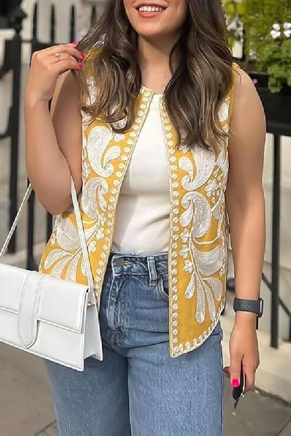 Chaqueta bordada sin mangas 
