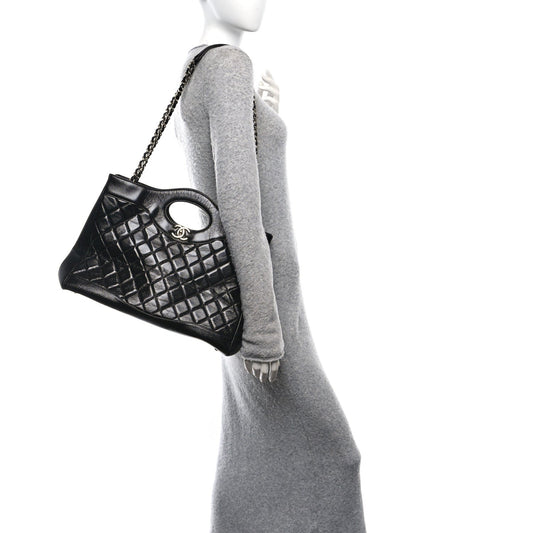 Shiny Crumpled Calfskin Quilted Large 31 Shopping Bag Black