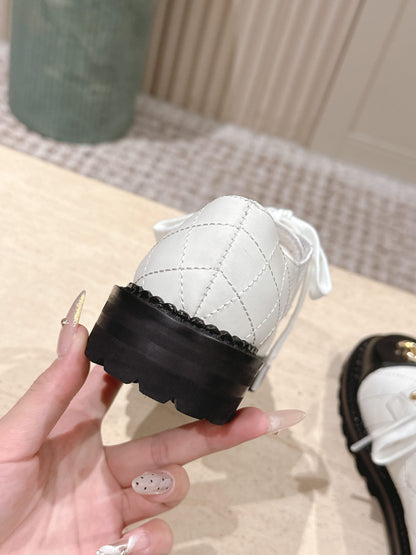 CC 26s Shoes 2cm Black White Quited Calfskin 583904