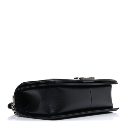 Caviar Quilted Medium Boy Flap Black