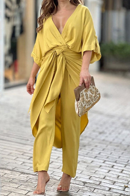 Traje casual elegante de moda con escote en V, cintura alta y color sólido