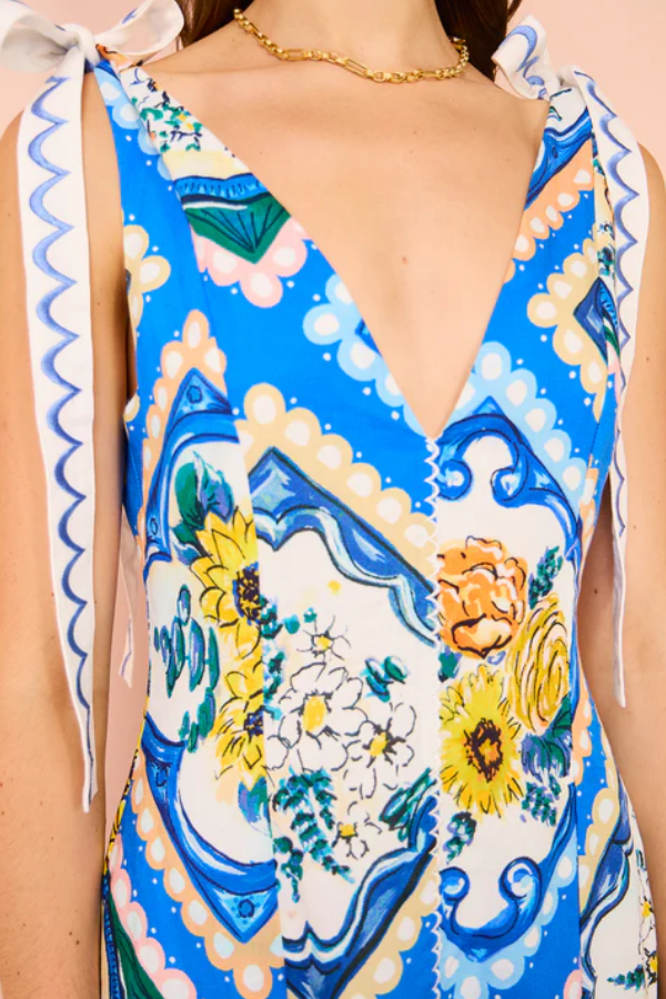 Vestido largo con lazo en los hombros con estampado floral azul celeste
