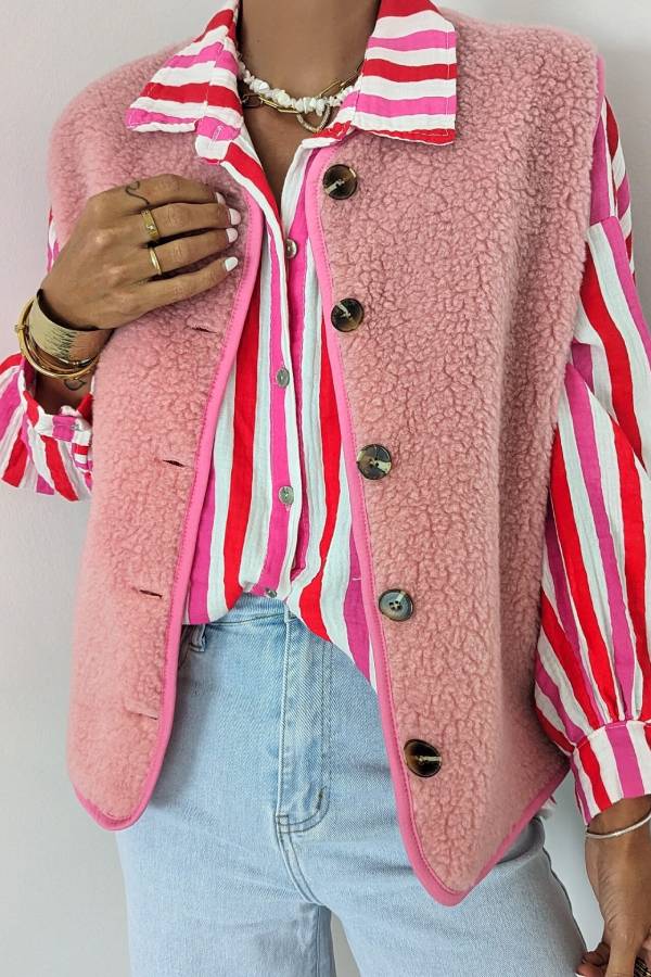 Chaleco con botones de moda