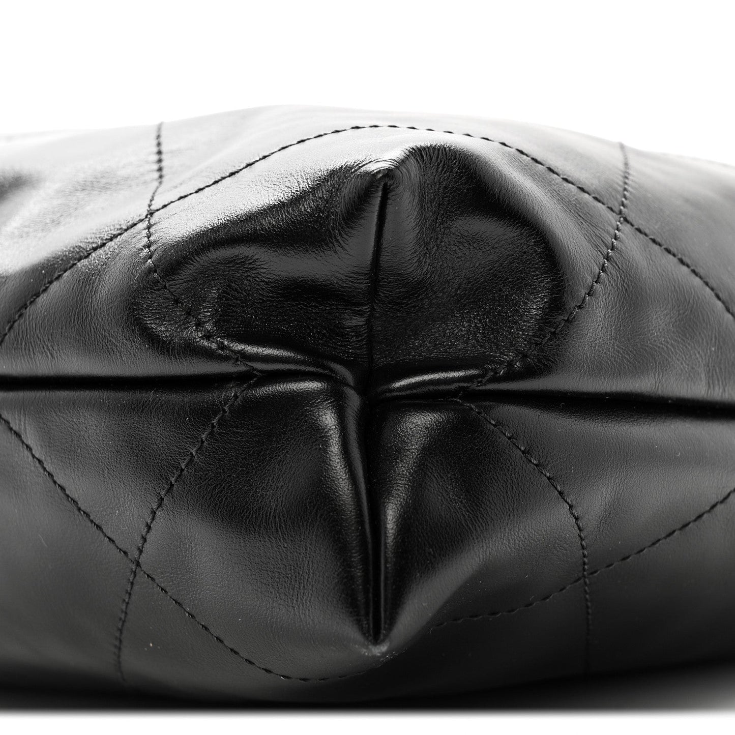 Shiny Crumpled Calfskin Quilted Enamel Heart Wallet On Chain WOC White