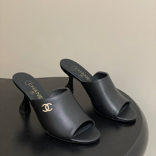CC 26 Sandal Black Lambskin 593324