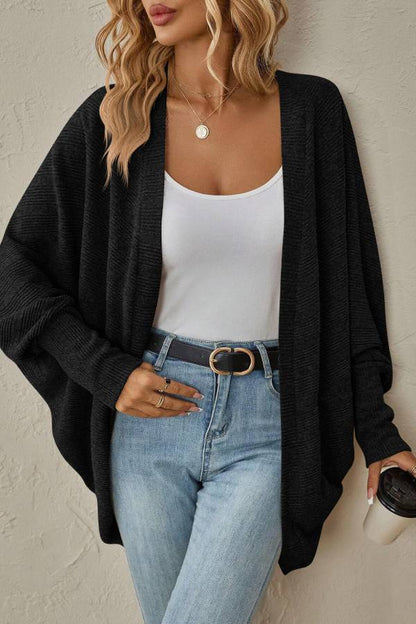 Chaqueta de punto holgada con mangas de murciélago a la moda 