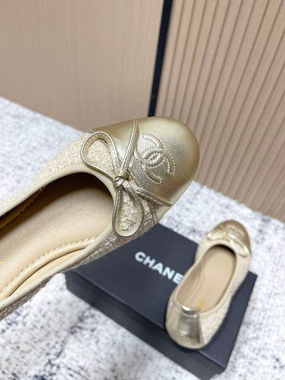 Chanel 26SS Ballet Flats Shoes Gold Metallic in Lambskin with Fabric 591396