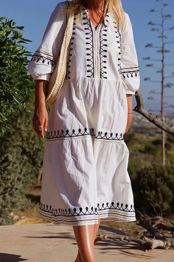 Vestido midi informal holgado con cuello en V y mangas cortas bordadas