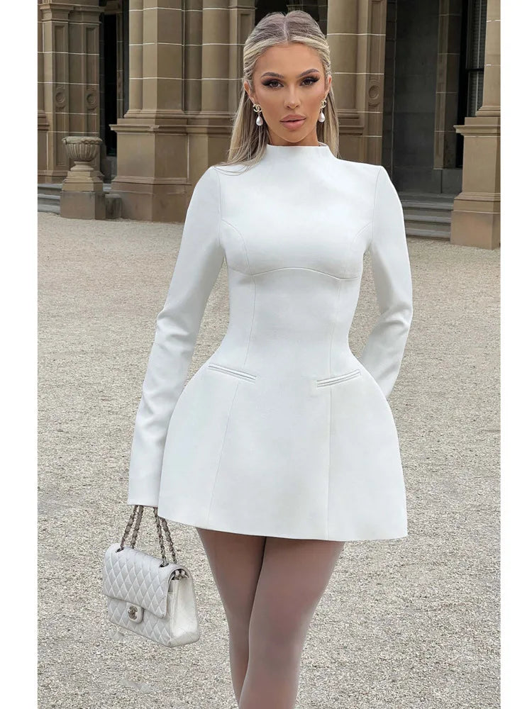 Elegante vestido ajustado de manga larga para mujer, sexy, ajustado, sin espalda, minivestido de otoño e invierno, nuevo vestido de noche para fiesta 2025