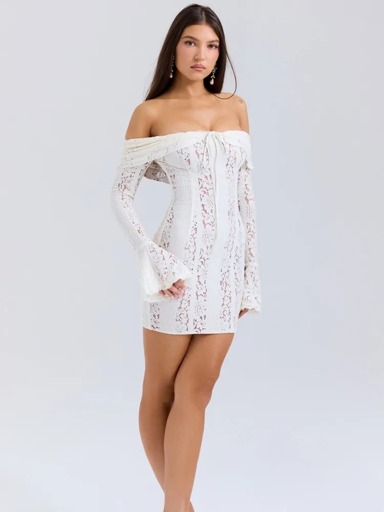 Minifalda ajustada de manga larga con encaje de retazos para mujer, vestido sexy ajustado con encaje calado y mangas acampanadas para fiesta y club.