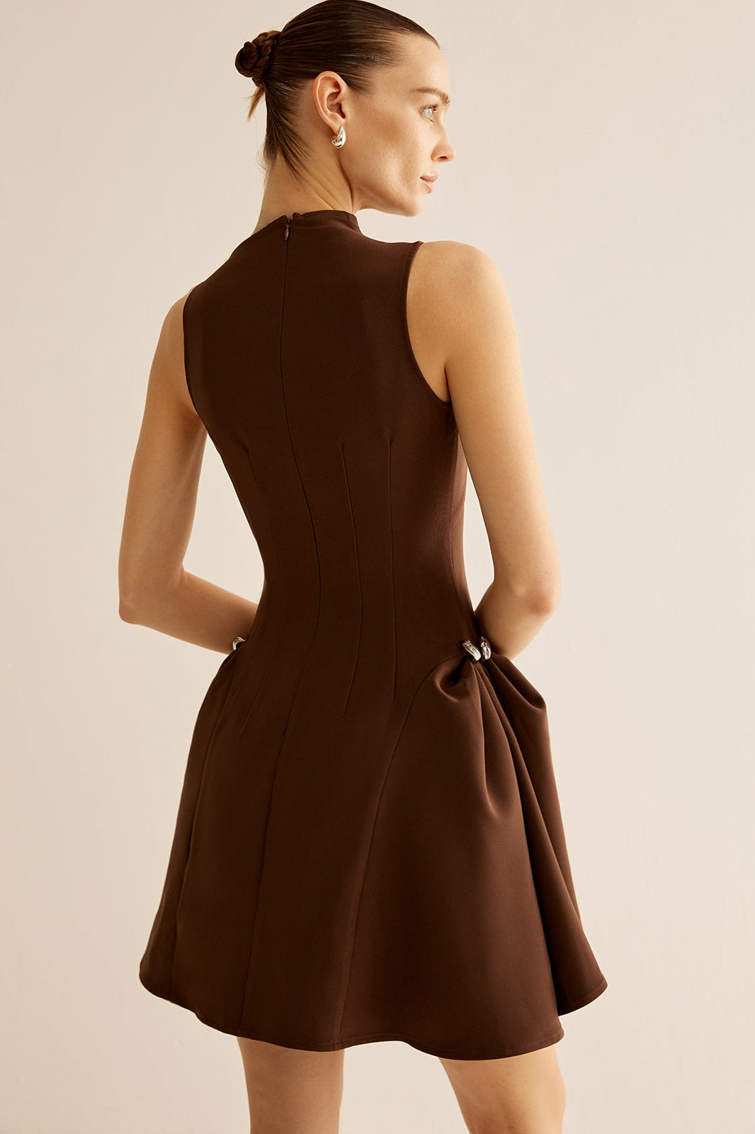 Vestido mini acampanado asimétrico Samantha 