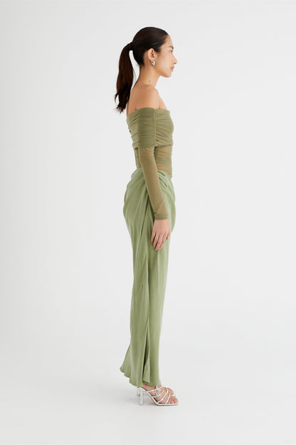 Vestido largo de malla transparente con hombros descubiertos Lillian 
