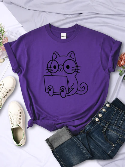 Camiseta con bocetos de gatos para mujer, estilo casual, con personalidad y tendencia, ropa urbana creativa, manga corta.