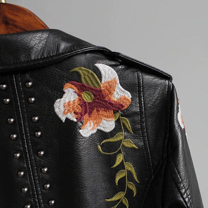 Chic Floral Jacket | Great for Autumn Wear
